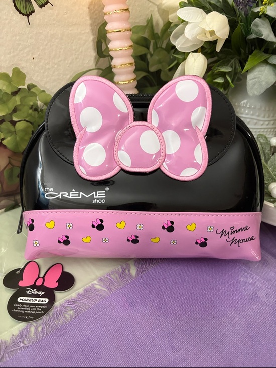 The Creme Shop Handbags - The Crème Shop x Disney Minnie Mouse Pink & Black Bow Cosmetic Bag